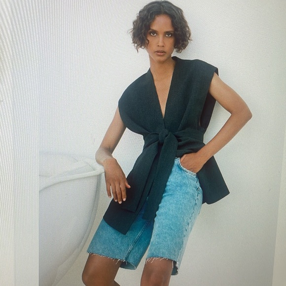 Beautiful Zara Vest/Gilet - Picture 6 of 6